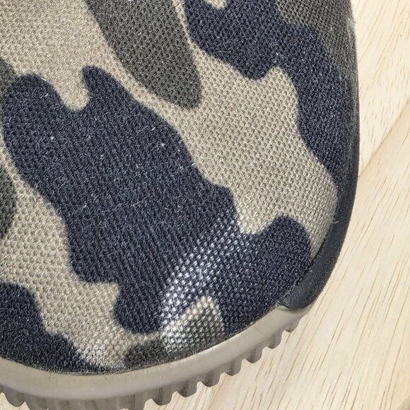 Size 10.5 - Nike LeBron Soldier 12 SFG Camo - Picture 8 of 11